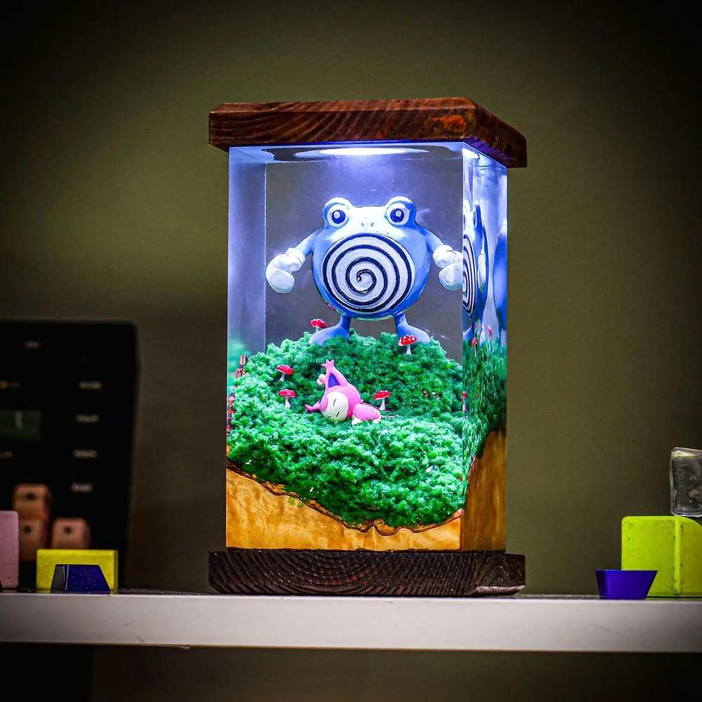 Poliwhirl & Skitty Pokemon Resin Lamp